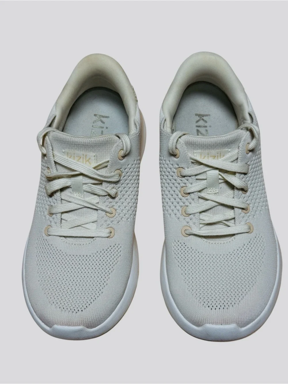 Kizik white crème hands free slip on sneakers shoes size 6.5 wide